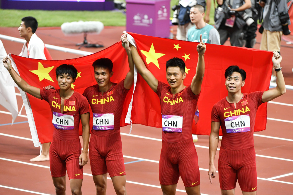 蒂姆回归赛场，回归赛场首场状态亮眼，中国队观众沸腾！